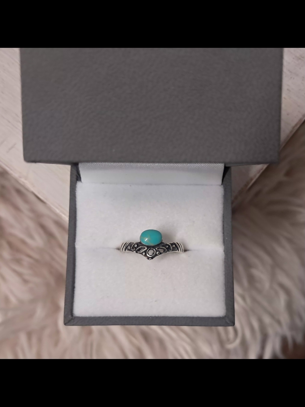Vintage Navajo Style 925 Sterling Silver Turquoise Ring Size 7.5